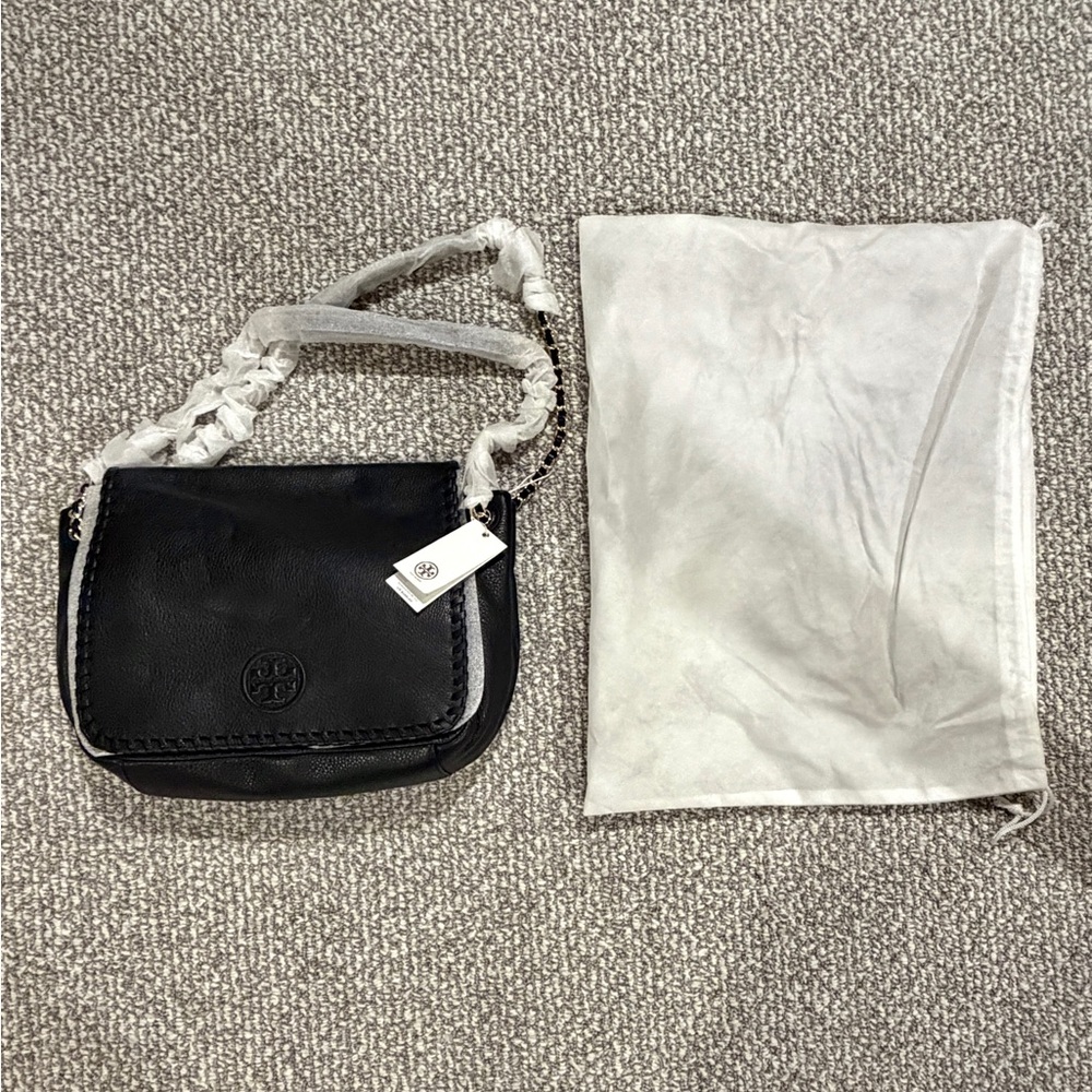 NWT Tory Burch Women’s Black Leather Shoulder Bag